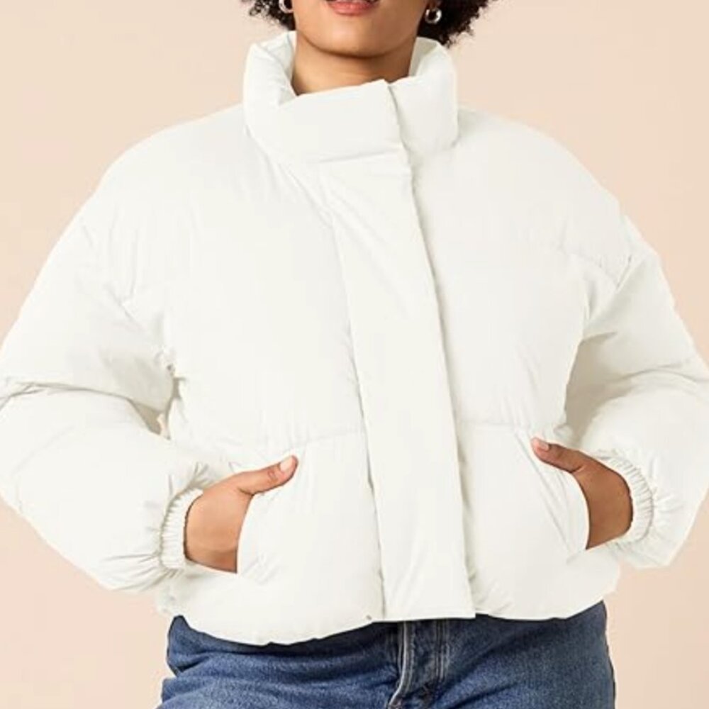 NWT (5XL) Wmns. AMAZON ESSENTIALS EGGSHELL WHITE Cropped Full-Zip Puffer Jacket